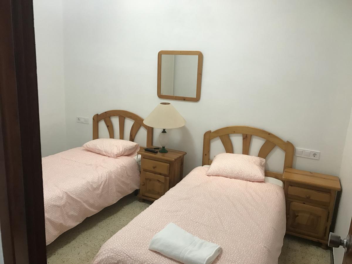 Habitaciones Baobab Rubí Esterno foto