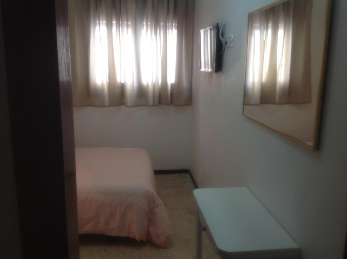 Habitaciones Baobab Rubí Esterno foto